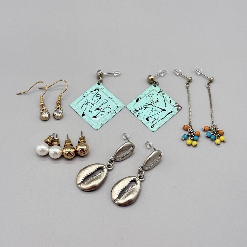 Mixed Earring Lot 7 Pairs Vintage Boho Cowrie Shell Enamel Faux Pearl Dangle